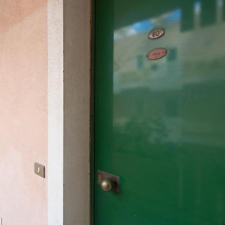 オルビアWelcomely - Alle Porte Della Costa Smeraldaアパートメント エクステリア 写真