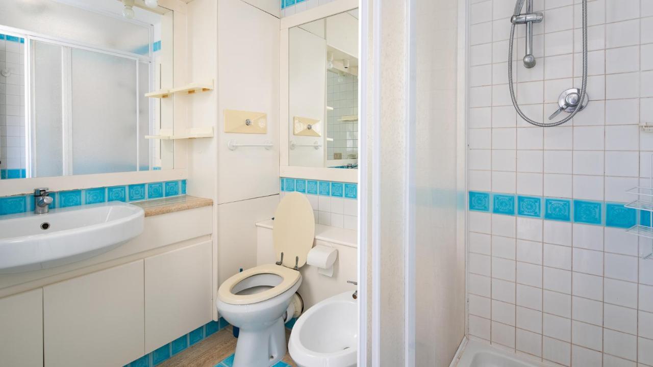 オルビアWelcomely - Alle Porte Della Costa Smeraldaアパートメント エクステリア 写真